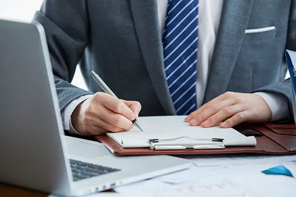 巴基斯坦的人到德国旅游少花冤枉钱指南